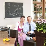 The Townhouse - Individual Design & Casual Concept 4*