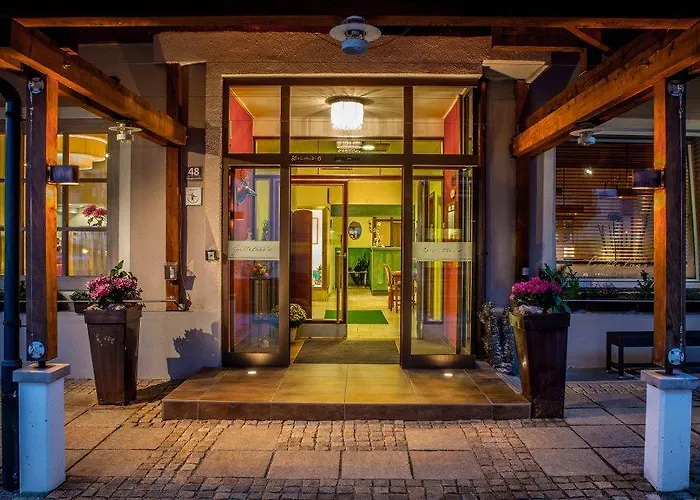 The Townhouse - Individual Design & Casual Concept - Chiemgaukarte 4* روهبولدنغ