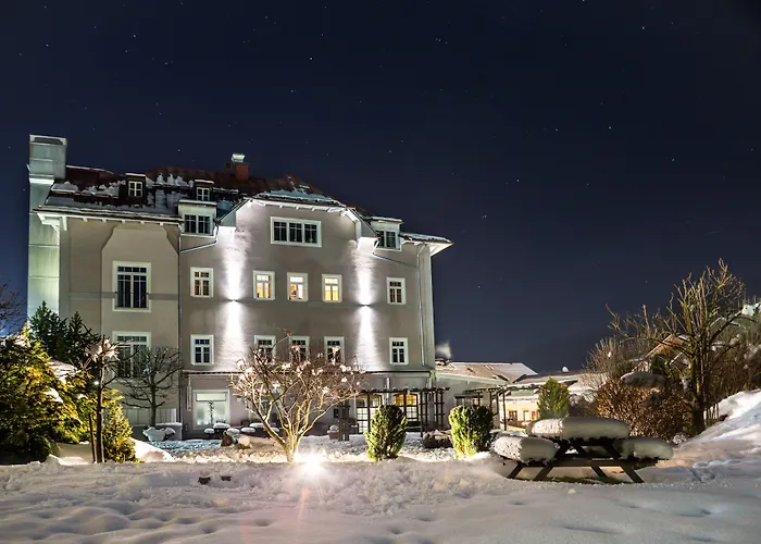 فندق The Townhouse - Individual Design & Casual Concept - Chiemgaukarte 4*