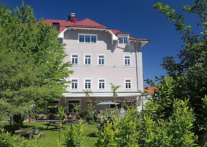The Townhouse - Individual Design & Casual Concept - Chiemgaukarte