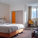 The Townhouse - Individual Design & Casual Concept