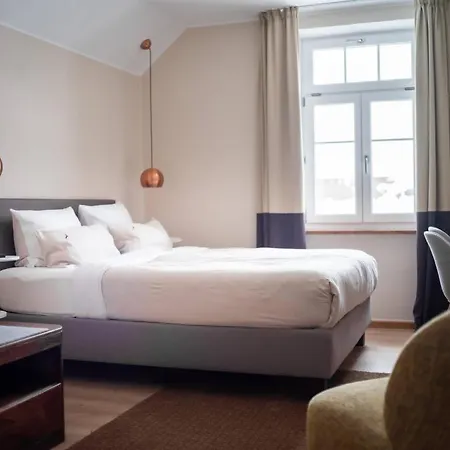 The Townhouse - Individual Design & Casual Concept