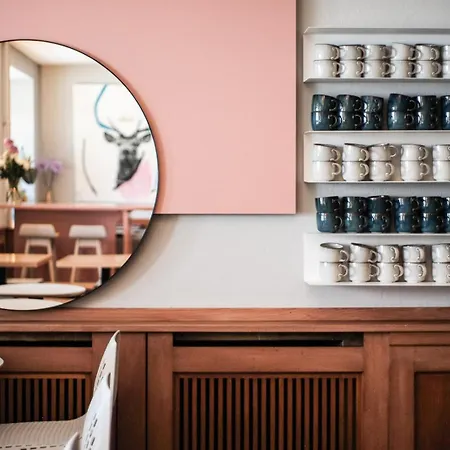 The Townhouse - Individual Design & Casual Concept - Chiemgau Karte 4*