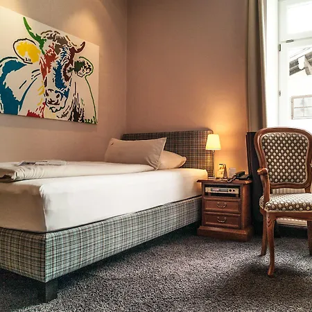 The Townhouse - Individual Design & Casual Concept - Chiemgau Karte 4*